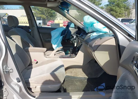 1997 Honda Accord Se z USA, uszkodzony, nr VIN 1HGCD5606VA123830